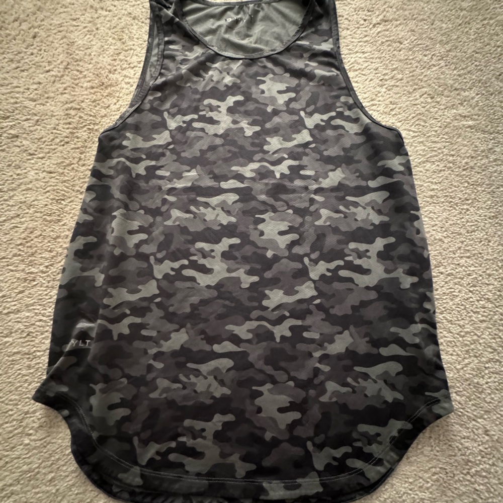 BYLT basic camo tank